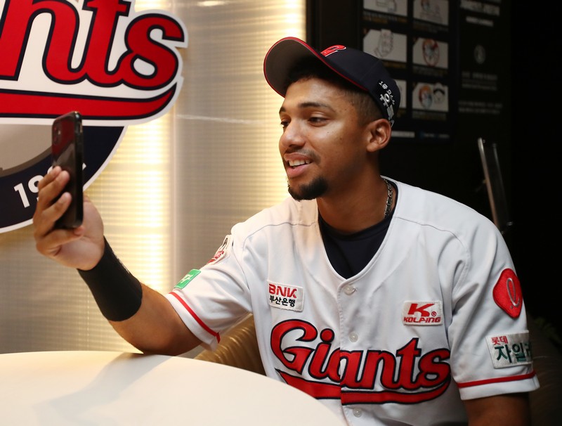 롯데자이언츠, ‘마음방역 챌린지’ 동참